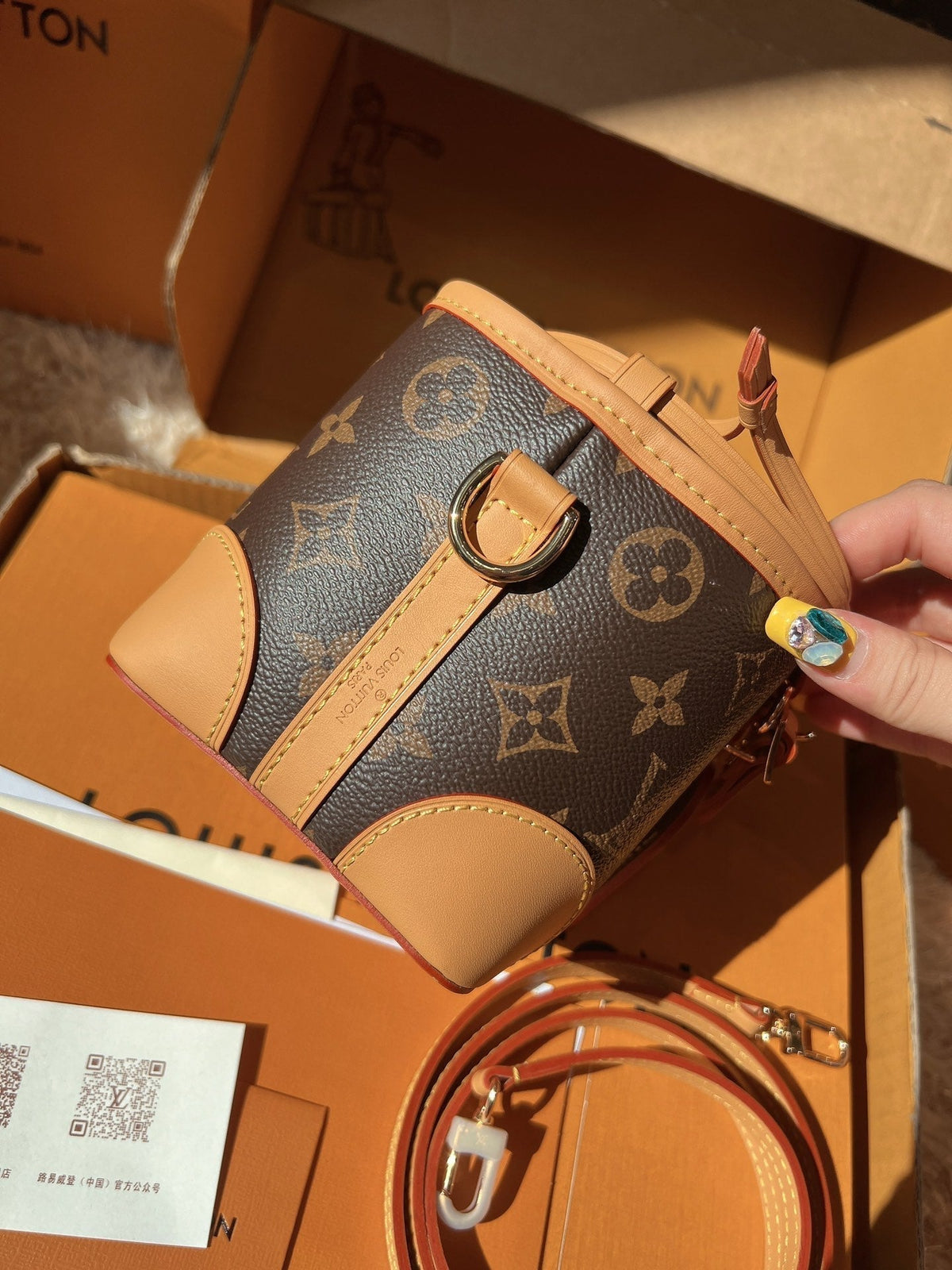 LV Mini Drawstring Bucket Bags(11.5*12*11.5)cm