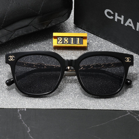 2811 Sunglasses with box